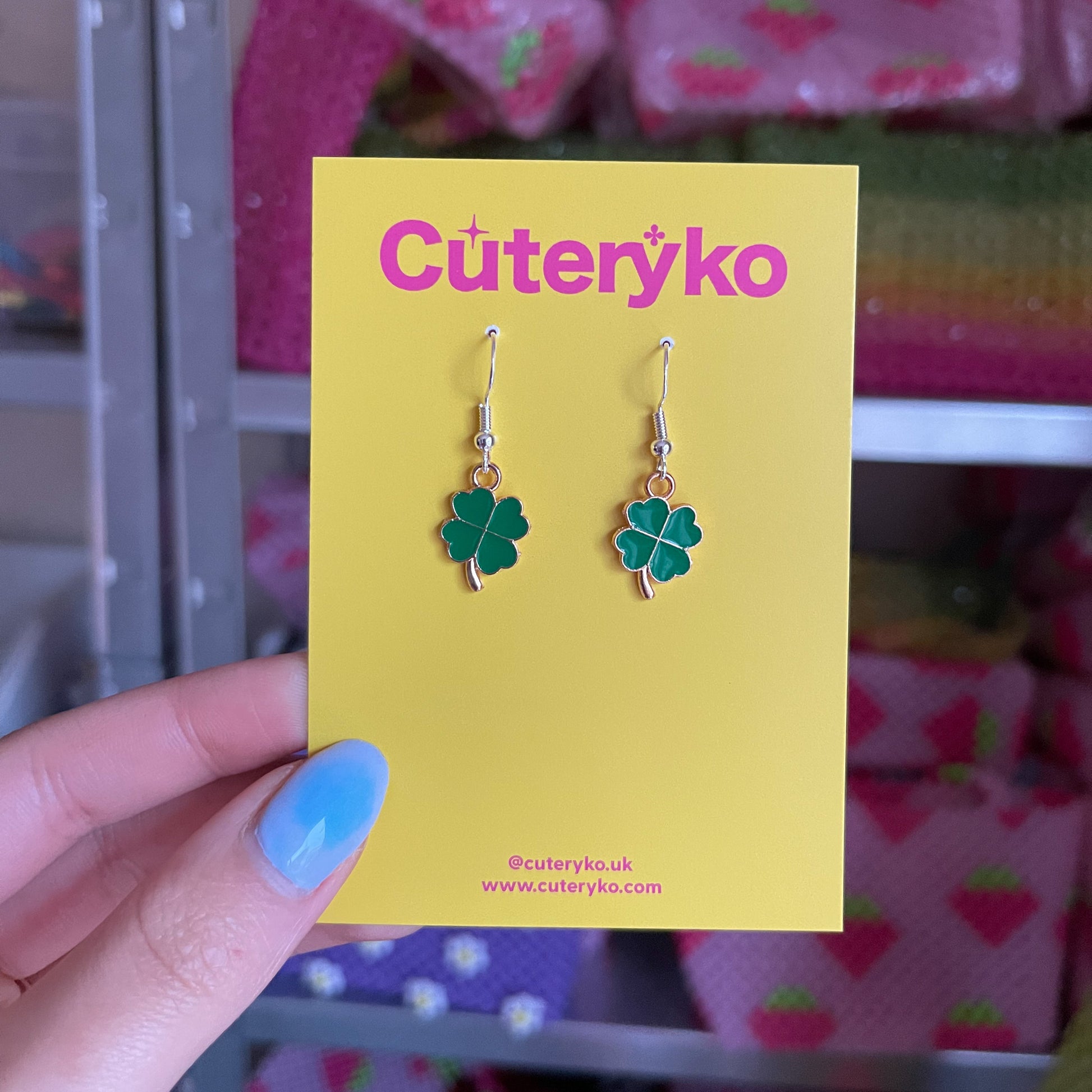 Mini Cute Shamrock Earrings - Cuteryko